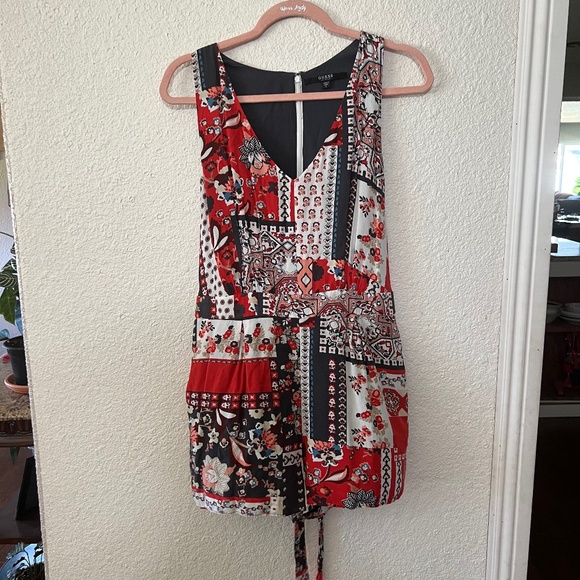 Guess Belle V-Neck Romper - Picture 4 of 7